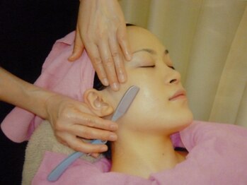 レディースシェービングアンドエステサロン フェリシア(FELICIA)/【シェービング】