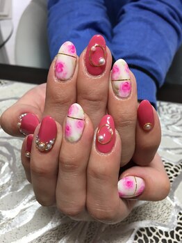 シュエット(Chouette)/ローズ柄ネイル