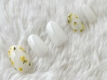 マハロクーレイ(Mahalo Ku’u Lei)/定額5500◆白乳色×フラワー