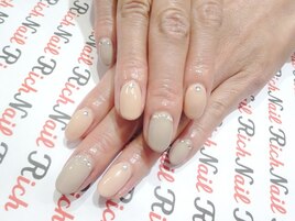 シンプル☆グレージュネイル
