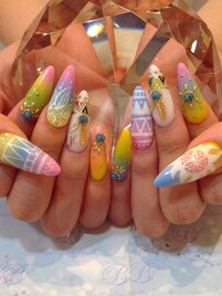 カラフル夏ネイル