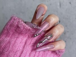 PINK NAILS