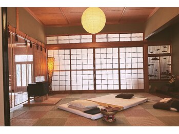 くすの木タイ古式サロン アンド スクール/ゆとりのある和空間スペース