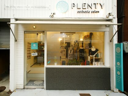 プレンティ(PLENTY)の写真