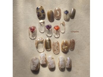 シルニー リム(Silny rim)/アシンメトリーニュアンスネイル