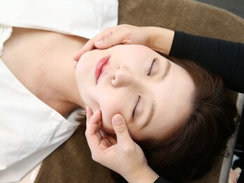 ウェリナ平和堂長久手院の写真/【30代からのしわたるみケア◆3D小顔矯正1980円~】表情筋・骨格筋からスッキリ小顔を実現する最強セット◎