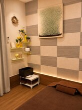 長寿鍼灸院 長寿整骨院/爽やかな青をイメージしたお部屋