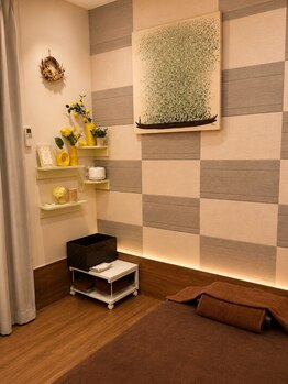 長寿鍼灸院 長寿整骨院/爽やかな青をイメージしたお部屋