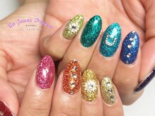 アン ジョーヌドラゴ/カラフル☆グリッターネイル