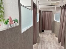 リラッシュ 駅南店(RELASH)の雰囲気（全席半個室！メイクブースあり♪アイロン完備！）