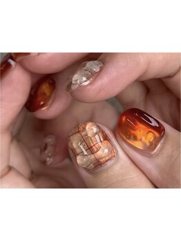 ショートネイルデザインが豊富