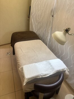 プリモ リコ 兵庫南店(Primo.rico)の写真/【個室のお洒落空間で贅沢ケア】周りを気にせずリラックス♪丁寧なカウンセリング×高技術で理想の目元へ＊