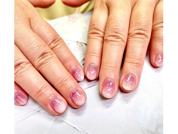 ネイルアンドまつげ リュフェール 五反田(Nail Lufaire)/ピンクグラデネイル