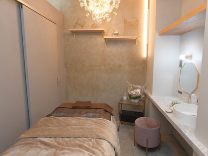 小顔屋オテテ(Otete)の写真