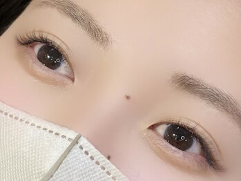 ピーアンドイー 駅前店(P&E)の写真/"メガフラット"や"Wフラット"は特殊装着法でマツエク長持ち!!最強の組合せ☆高持続MIXは当店オリジナル♪