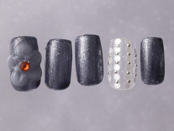 ジェミーネイル シンジュク(Jemiy nail shinjuku)/フラワーネイビーホロ¥8480