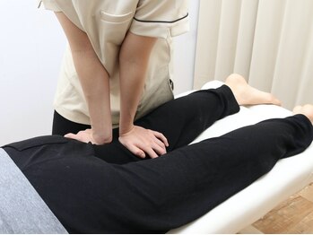 パウワウ 千葉センシティ店(POWWOW)/もも裏ほぐしで、足の疲れをケア