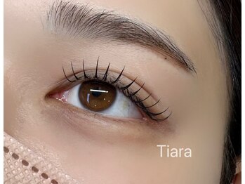 アイラッシュ ティアラ(Tiara)/フラットマットラッシュ