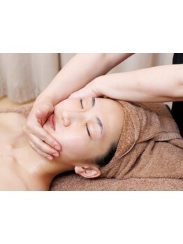 ホウレイ線・たるみ改善！予防ケア