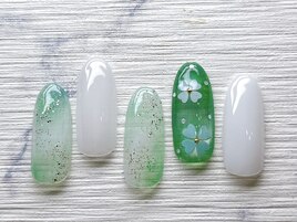 クローバーネイル