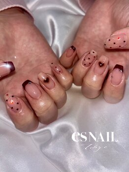エスネイル 新宿西口店(es NAIL)/赤ドット