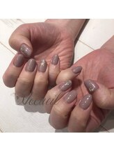アクイユ 銀座店(ACCUEIL)/グレージュネイル