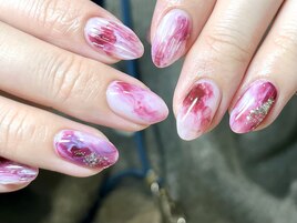 いちごミルク×バカラネイル