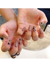牛柄ネイル