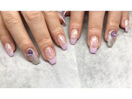 推し色フレンチネイル