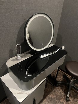 ロミハリ(LomiHari)/ドレッサー導入しました。