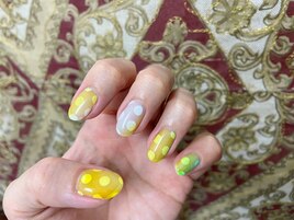 水玉ネイル