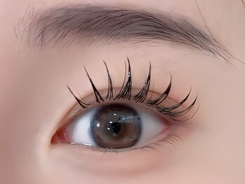 ユナビ 池袋東口(Yunabi)の写真/パリエク★束感仕上げが可愛い【パリジェンヌ＋LEDフラット】流行りの韓国風コーティング仕上げ♪