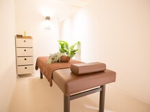マカナ整体サロン 金山(MAKANA)の雰囲気（女性の入りやすい雰囲気のサロンです♪　【骨盤矯正も大人気◎】）