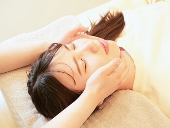 リ肌 天王寺店(Re肌)の写真/痛い施術は卒業。生体機能に着目した【小顔整体×ララピール】で自律神経を整え、食いしばり・むくみ解消