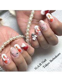 春ネイル　いちごネイル