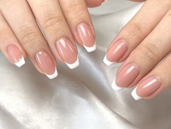 ラモ ネイル 大宮(Ramo)の写真/シンプルの中に光るプロの技術＊貴方の爪の状態に合わせて施術&デザイン提案◎指先に彩を#京都#大宮#中京区