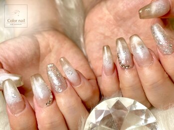 カラーネイル(Color nail)の写真/短時間で仕上がりの良さ◎スカルプで長さだし♪美しいフォルムにこだわった高技術で理想の指先を叶えます◇