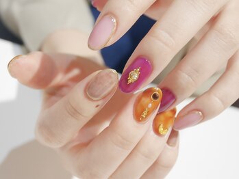 ネイルズ ララ(nails Lala)/ちぐはぐデザイン