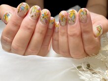 サロンドフォーエイチ(salon de 4H)/ステンドグラス風で輝きを☆