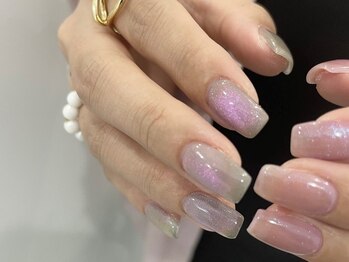 アイ ネイル スキン リリー(EYE NAIL SKIN Lily)の写真/SNSで話題！ぷるマグ入荷◎トレンドとお客様のお好みを合わせた提案力も自慢☆