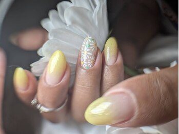 ELORA NAIL STUDIO【10/1 NEW OPEN（予定）】の写真/【磐田/ブライダル・イベント・推し活に！】特別な日を彩る極上手描きアート