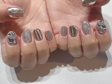 ネイリス(nailiss)