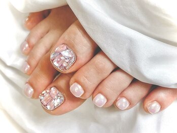 アイリッシュネイル 久屋大通店(Irish Nail)の写真/【フットワンカラー¥5000】オフケア込60分★メンズフットネイルも◎丁寧ケア×時短&コスパで足元綺麗!!