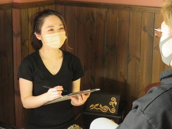 アジアン リラクゼーションヴィラ 月寒中央店(asian relaxation villa)/施術前に、丁寧にカウンセリング