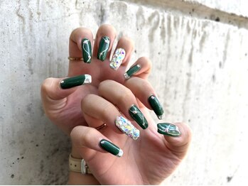 リリカネイル(Ririka nail)の写真/《大好評！》ストーンアートし放題120分¥8800☆高い技術力で自分だけの"こうしたい"を叶える♪