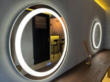 オアシストウキョウ 表参道(OASIS TOKYO)の雰囲気（施術後にお化粧直し可能なスペースあり【小顔/小顔矯正/美容鍼】）
