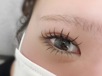 グリュック(Gluck)の写真/[人気のLEDマツエク/ダイアナラッシュ]上下マツエクお試し◎下まつ毛LED装着可能☆目力UP&小顔効果♪