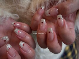 ラメフレンチネイル