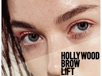 クーラバイベル(Cura by BELL)/ハリウッドブロウリフト