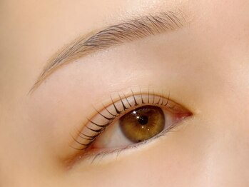 ニコット ラッシュ(nicott lash)の写真/【どんなお顔でも自分好みに♪】抜け感◎まつげパーマ×まつエクのセットやアイブロウとのセットも可能♪